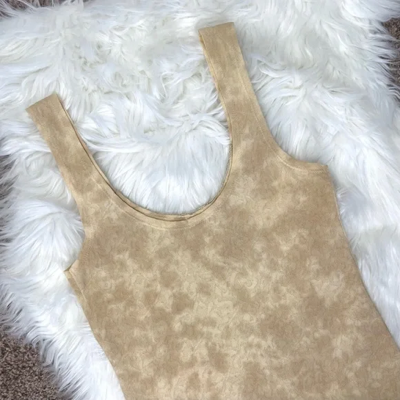 ๐SOLD๐Free People Beaded Secret Heart Tank Top Gold Embellishments Size Small - Picture 8 of 10